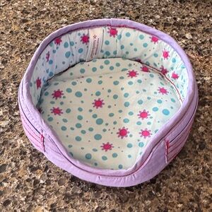 American Girl Doll Dog 2009 Coconut Sweet Dreams Purple & Teals Pet Bed
